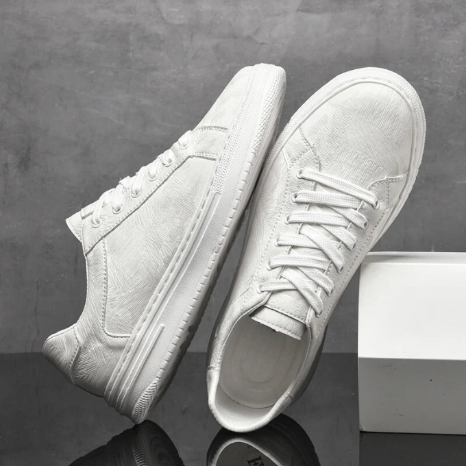 Men's Low Top Sneaker | Classic