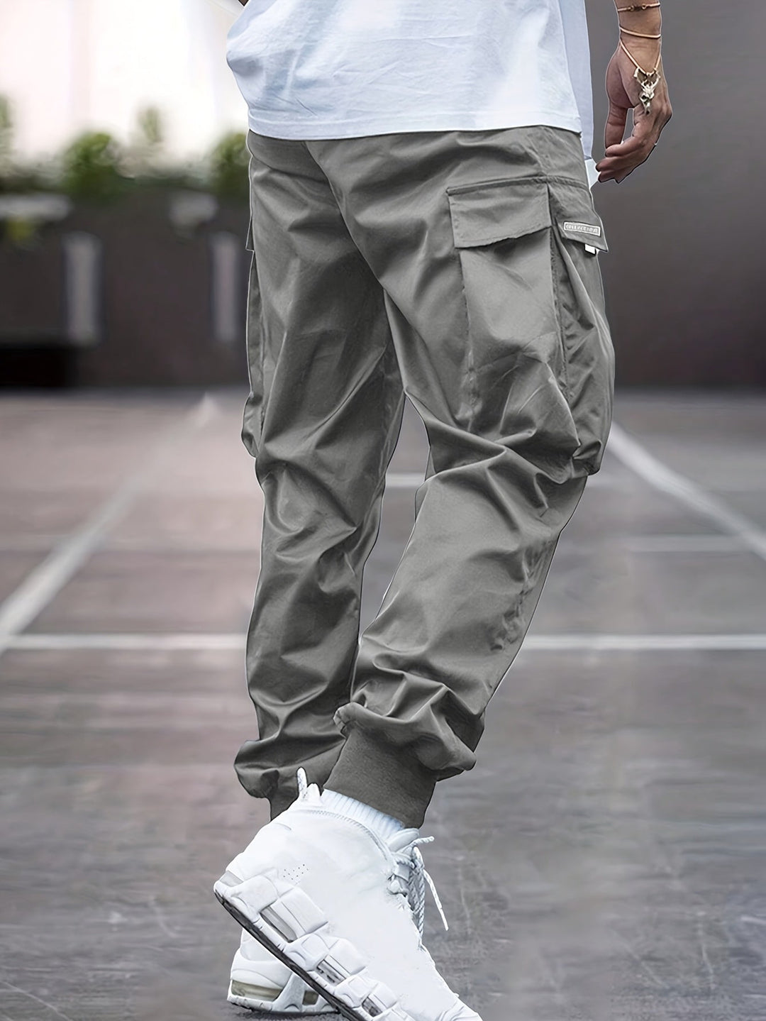 Men's Relaxed Fit Cargo Pants with Pockets | Drawstring