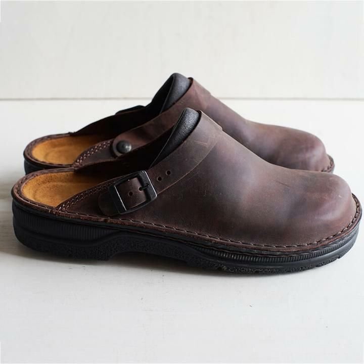 Men’s Slip-on Clogs | Buckle Design