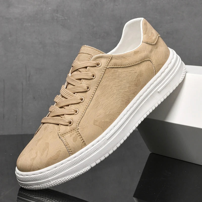Men's Low Top Sneaker | Classic