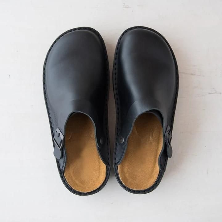 Men’s Slip-on Clogs | Buckle Design