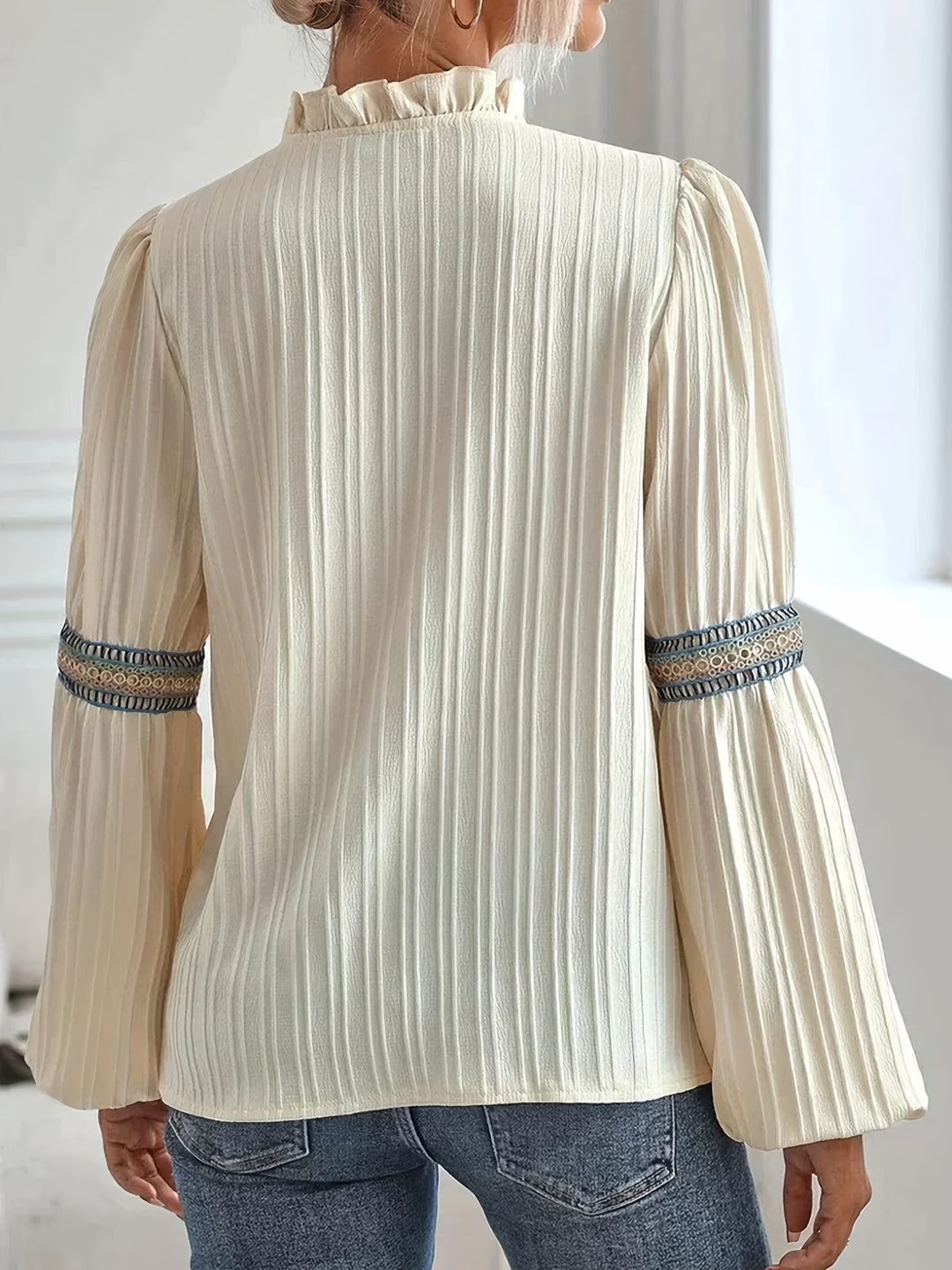 Women's Long Sleeved V-neck Blouse | Textured