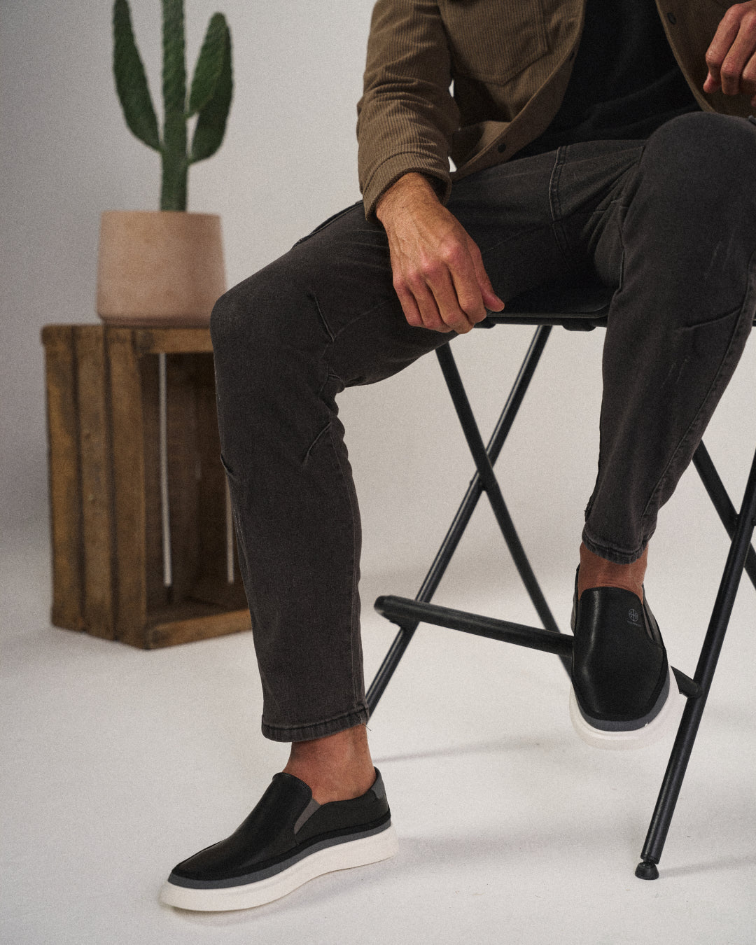 Men’s Slim-Fit Pants | Cargo